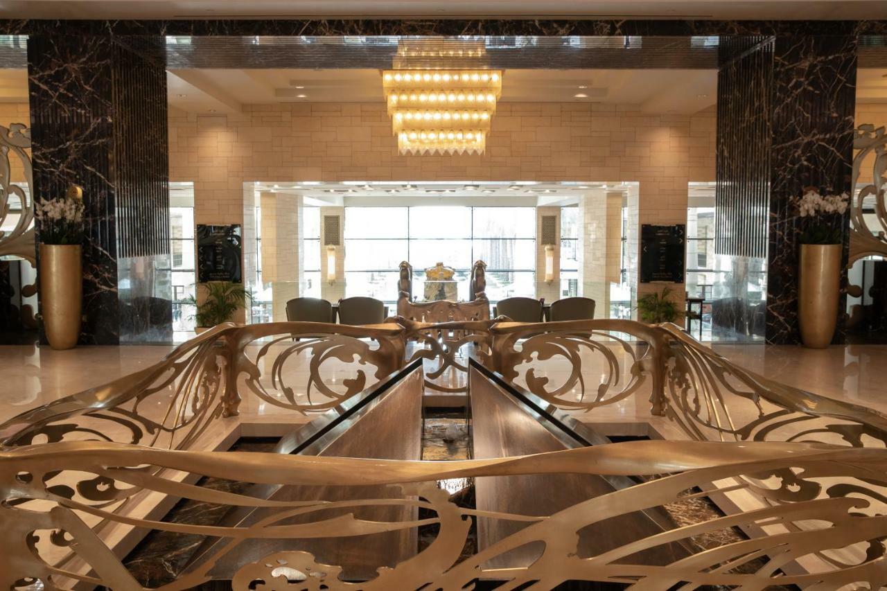 Jumeirah Messilah Beach Kuwait Kuvait Kültér fotó The lobby of the Ritz-Carlton, Dubai