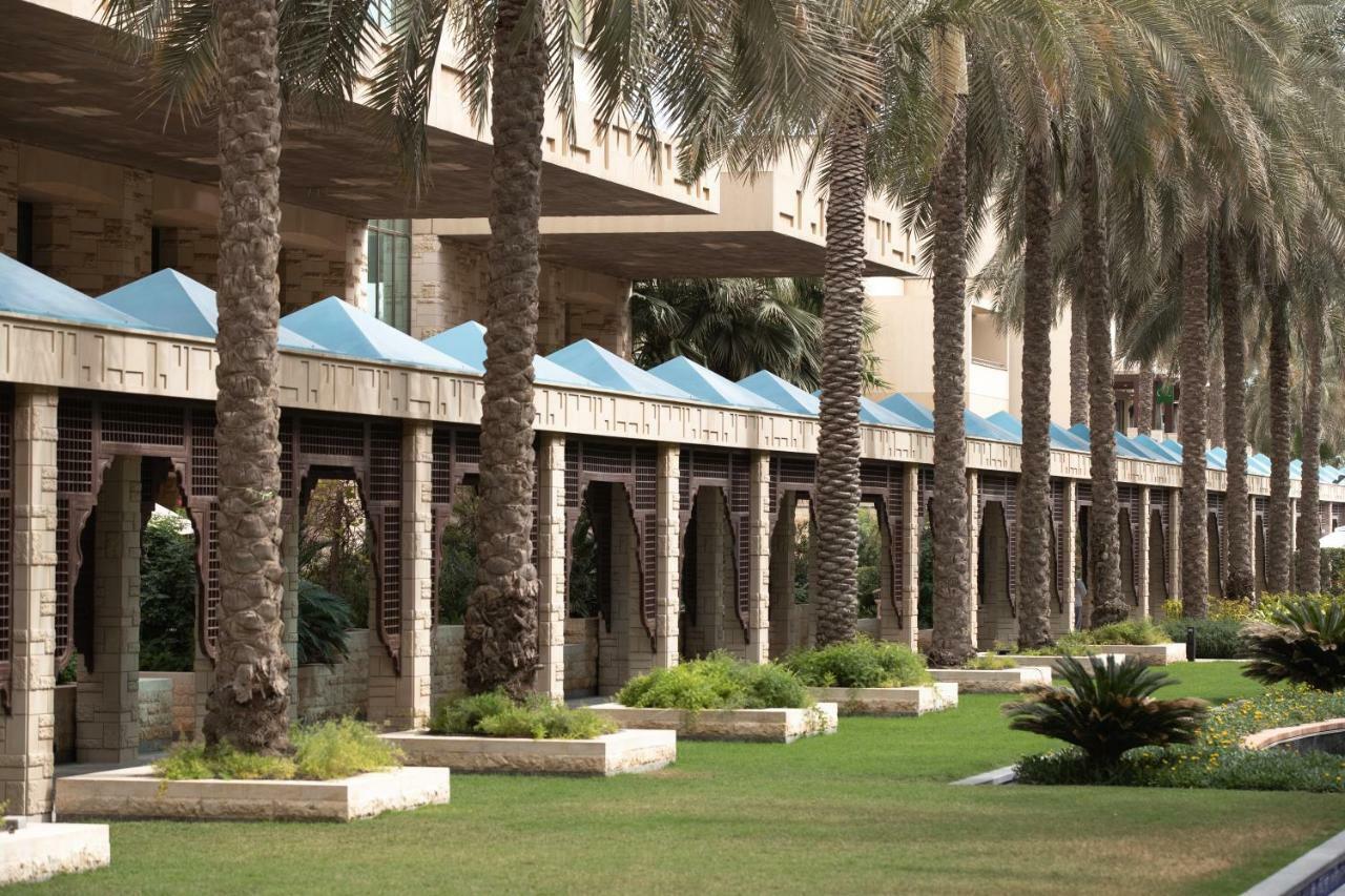 Jumeirah Messilah Beach Kuwait Kuvait Kültér fotó The American University of Beirut